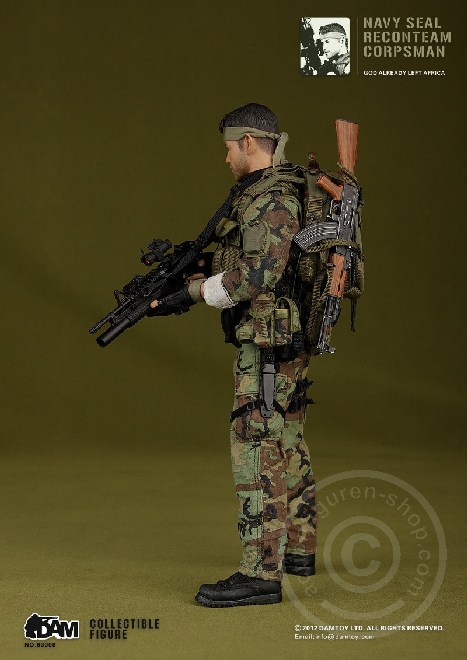 DA93008-02 Navy Seal Reconteam - Corpsman