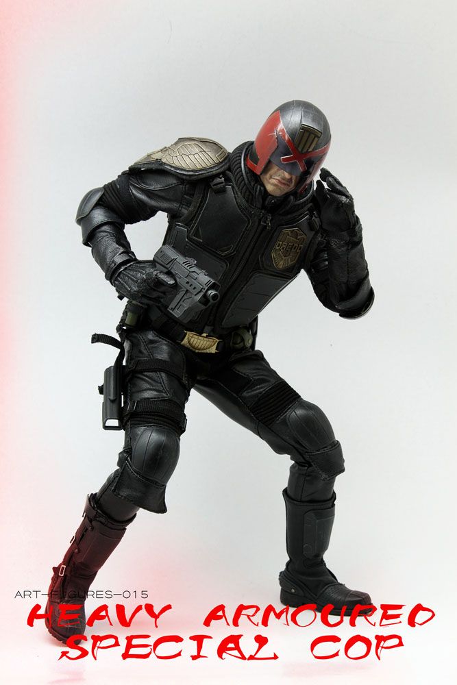 ArtF015-07 Heavy Armoured Special Cop
