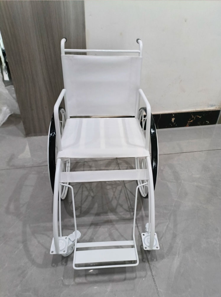 Wheelchair for SD/75cm Ball-jointed doll - white