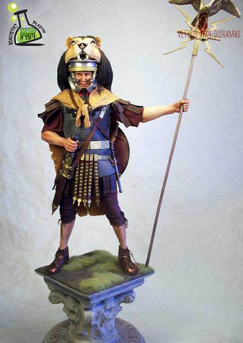KP007-04sqCISaFYsAfeQ1 Lucius Duccius Rufinus - Römischer Standartenträger
