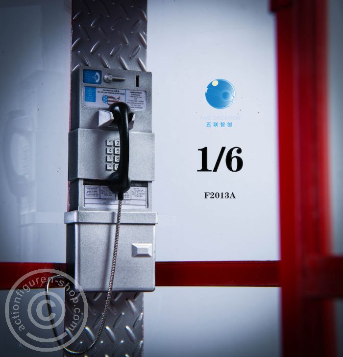 FTF2013-08 Telephone Booth - RED