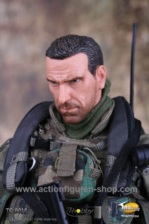 TTL9018-42 US Navy Corpsman - Joint Operation