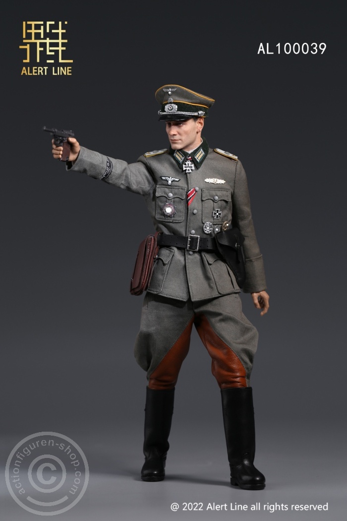 WWII German Cavalry Officer - Florian Geyer WWII German Cavalry Officer - Florian Geyer