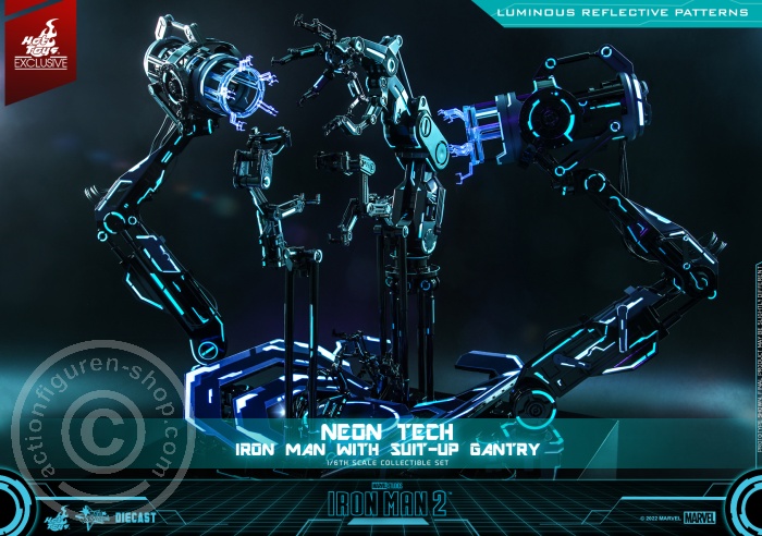 Iron Man 2 - Neon Tech Iron Man with Suit – Up Gantry Hot Toys Exclusive - MMS672D50 Iron Man 2 - Neon Tech Iron Man with Suit – Up Gantry Hot Toys Exclusive - MMS672D50