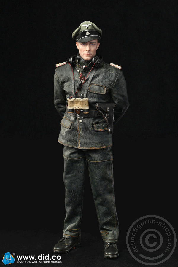 80120-24DzWBXwpEppjFE Joachim Peiper - SS-Standartenführer