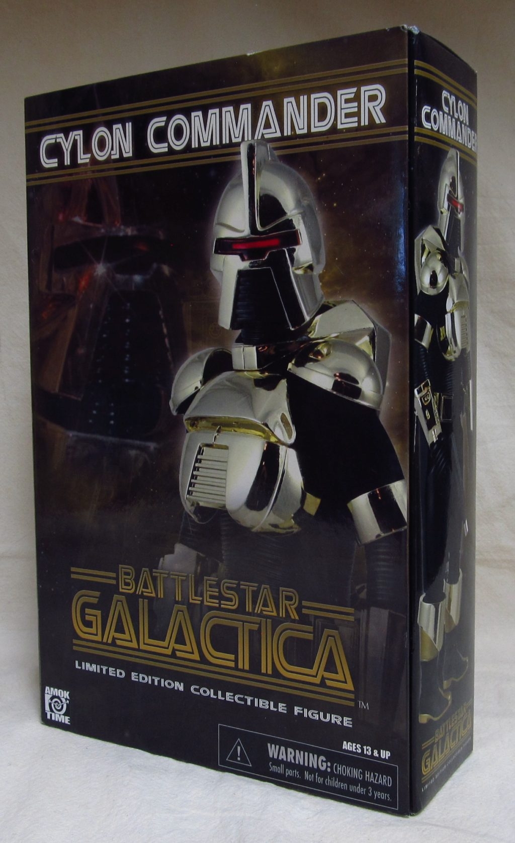 Cylon Commander - Battlestar Galactica