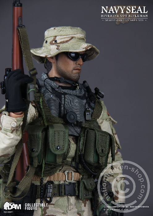 DA93011-05 Navy Seal Riverine OPS Rifleman - Desert