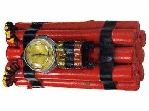 33637-12-box02_p2I6OvtCqMYWHCz Bombe (Sprengsatz)