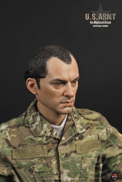SSt068-26 U.S.Army in Afghanistan M249 SAW Gunner