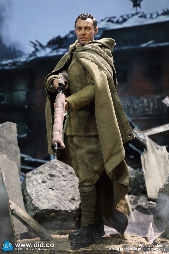 80139-12 Vasily Zaitsev - WW II Red Army Sniper - with weathering