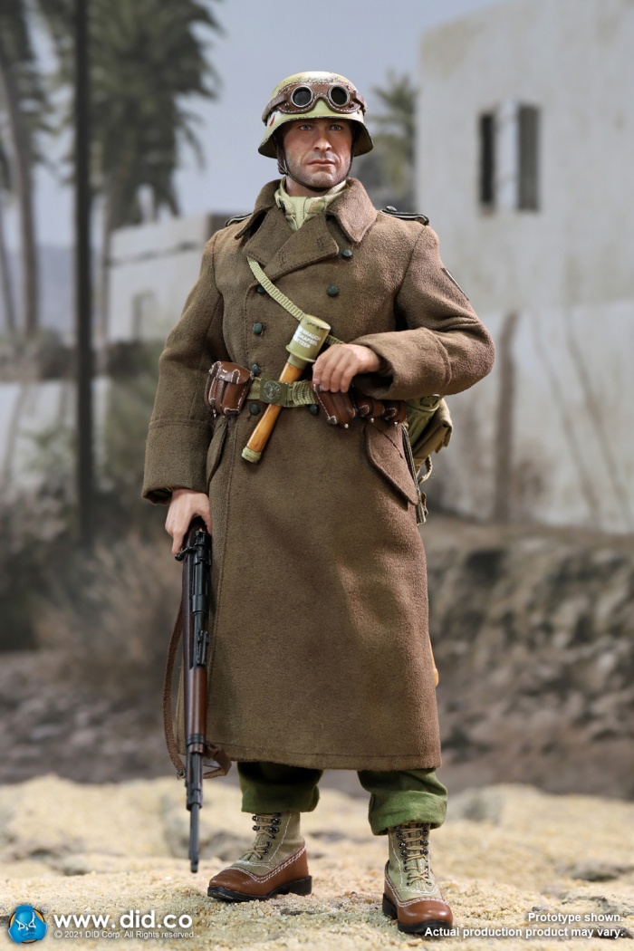 80152-38 Burk - WWII German Africa Korps Infantry Man