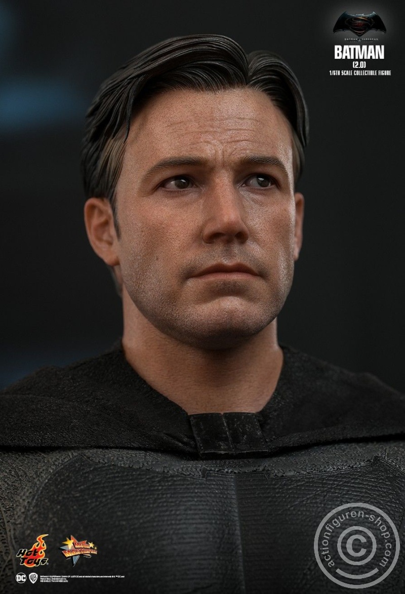 Batman v Superman: Dawn of Justice - 1/6th scale Batman (2.0) - MMS731 Batman v Superman: Dawn of Justice - 1/6th scale Batman (2.0) - MMS731