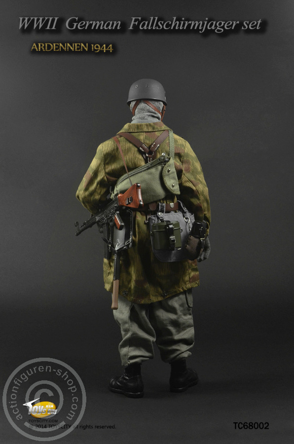 TCT68002-03XgnArMZPjy4YK German WW-II Fallschirmjäger Soldat Set