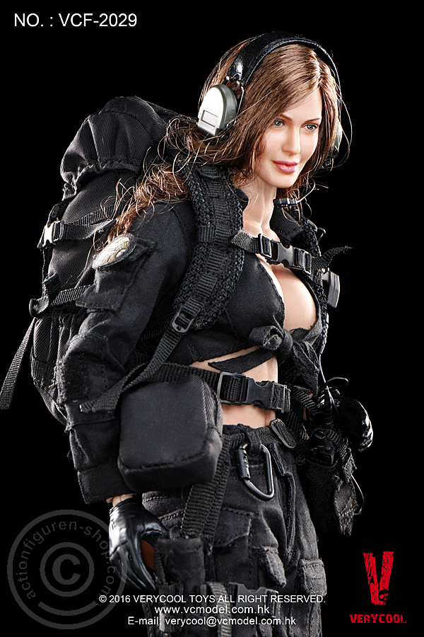 Female Shooter - Black Version