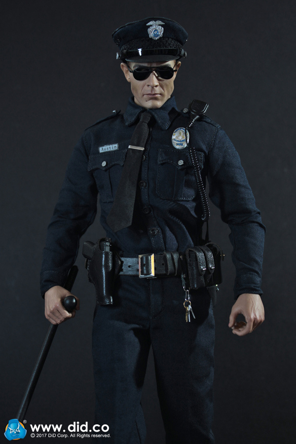 MA1009-01 LAPD Patrol - Officer Austin
