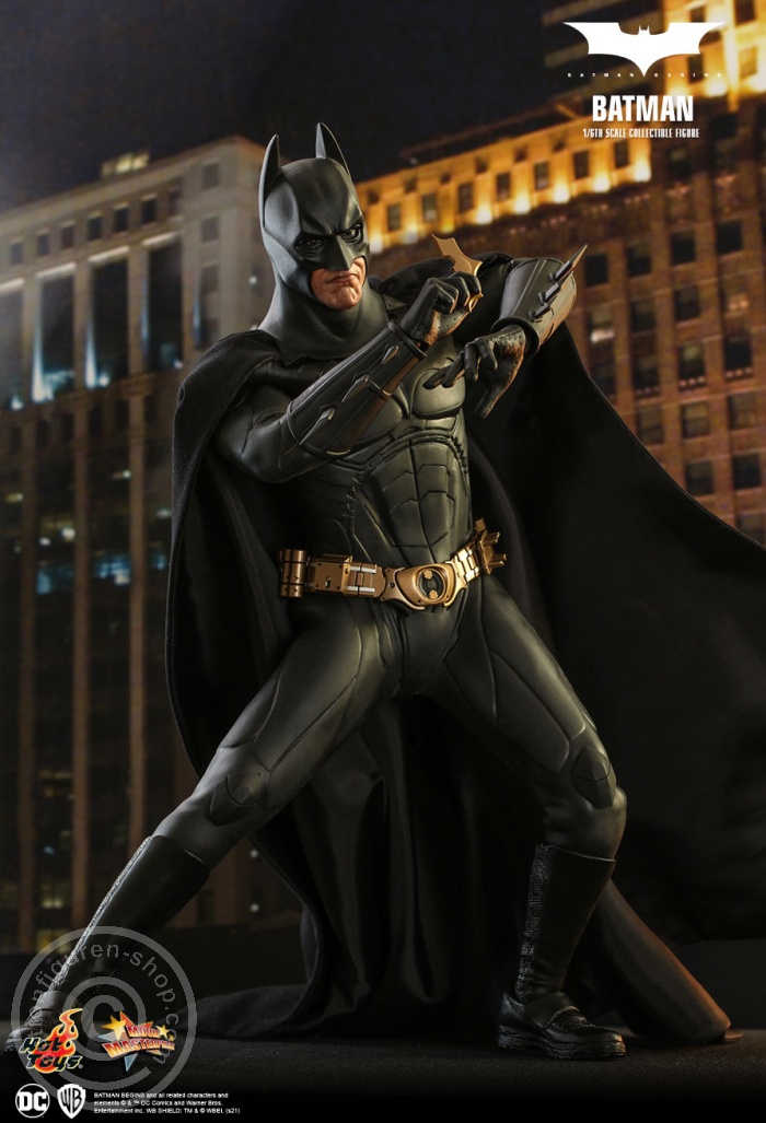 Batman Begins - Batman - Hot Toys Exclusive