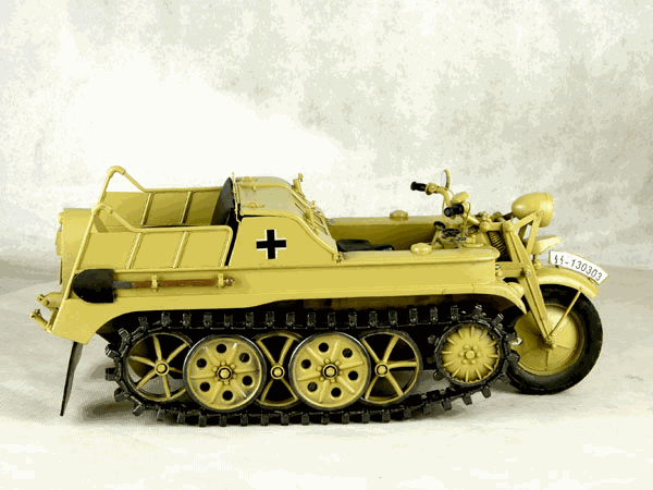 sdKfz2_Y-01 Kettenkrad - Sd.Kfz.2 - Sand