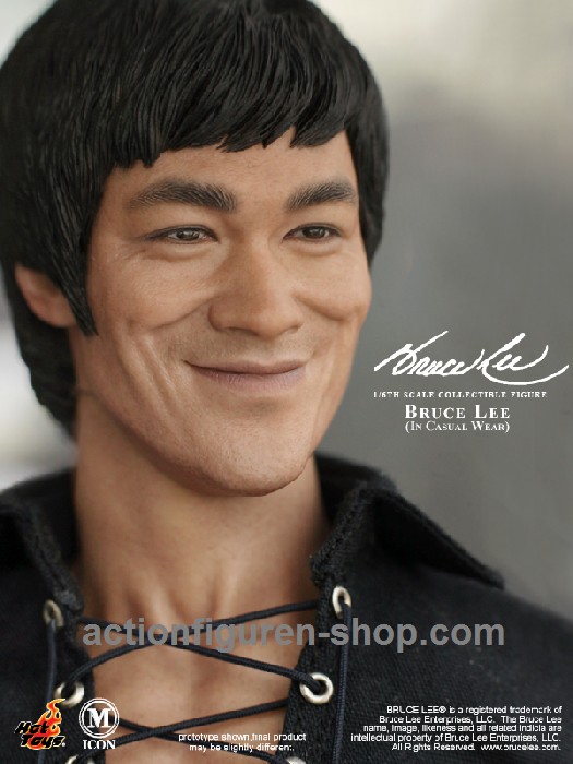 Bruce Lee - in Casual Ware