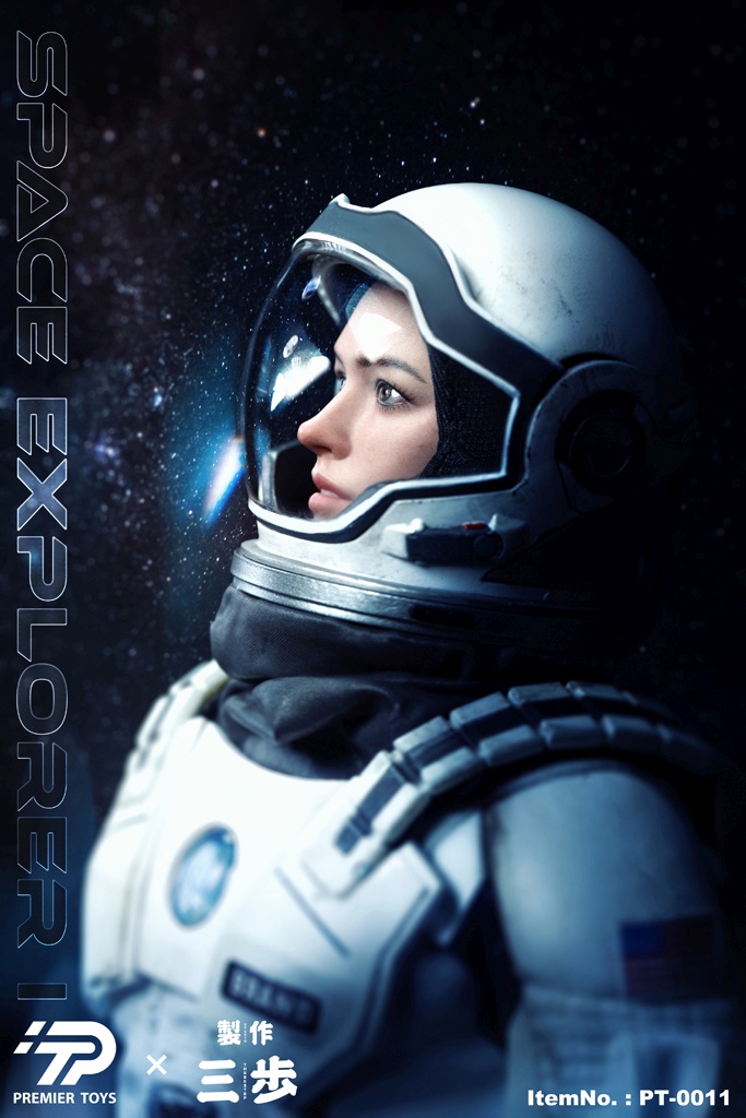 Female Interstellar Space Explorer - in 1/6 scale