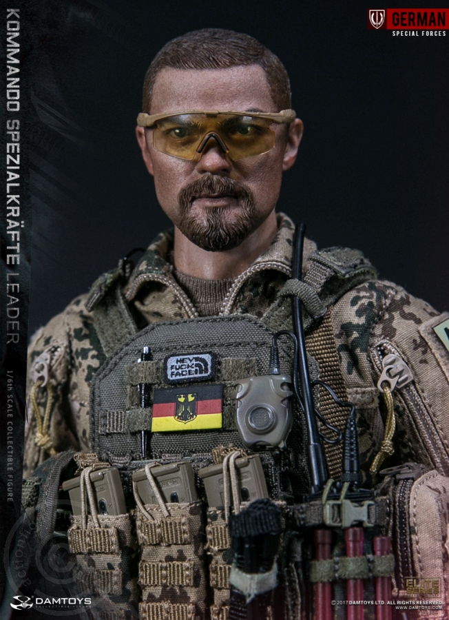 DA78054-23 Kommando Spezialkräfte (KSK) - Leader - beschädigte Box