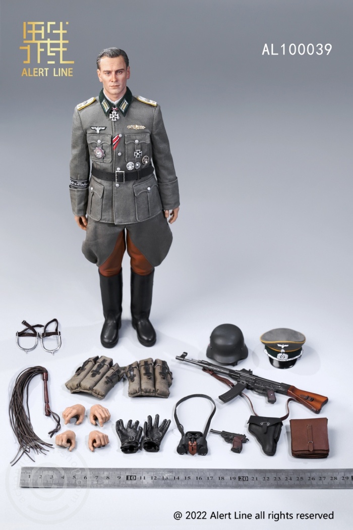 WWII German Cavalry Officer - Florian Geyer WWII German Cavalry Officer - Florian Geyer