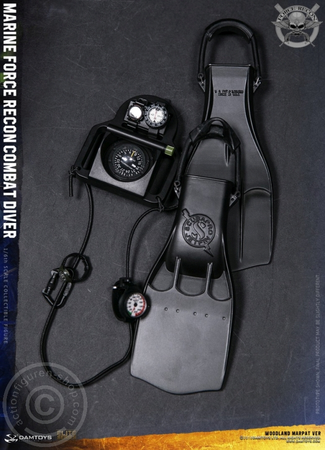 DA78055-43Y77cS78UvlWxT Marine Force Recon Combat Diver - Desert