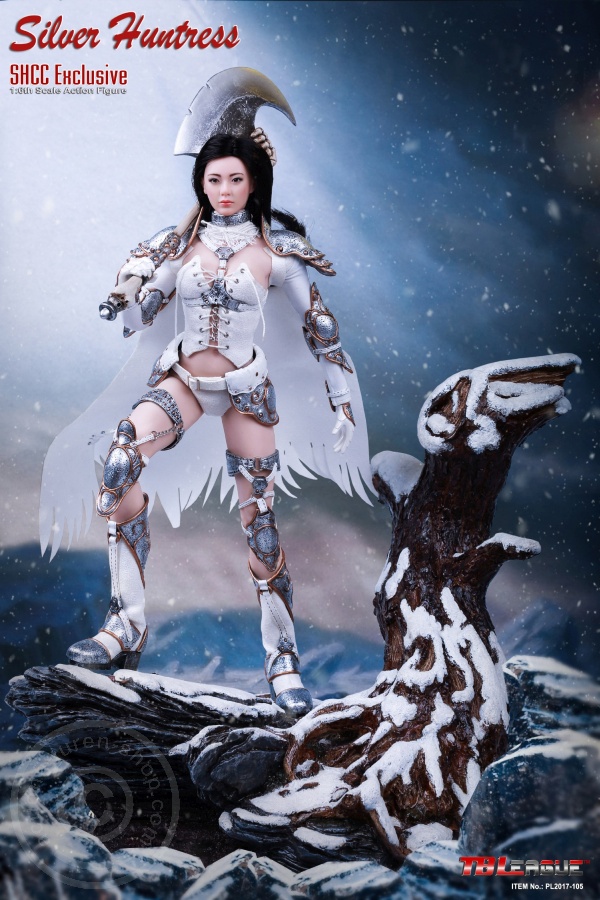 PL2017-105-03 Silver Huntress - SHCC Exclusive