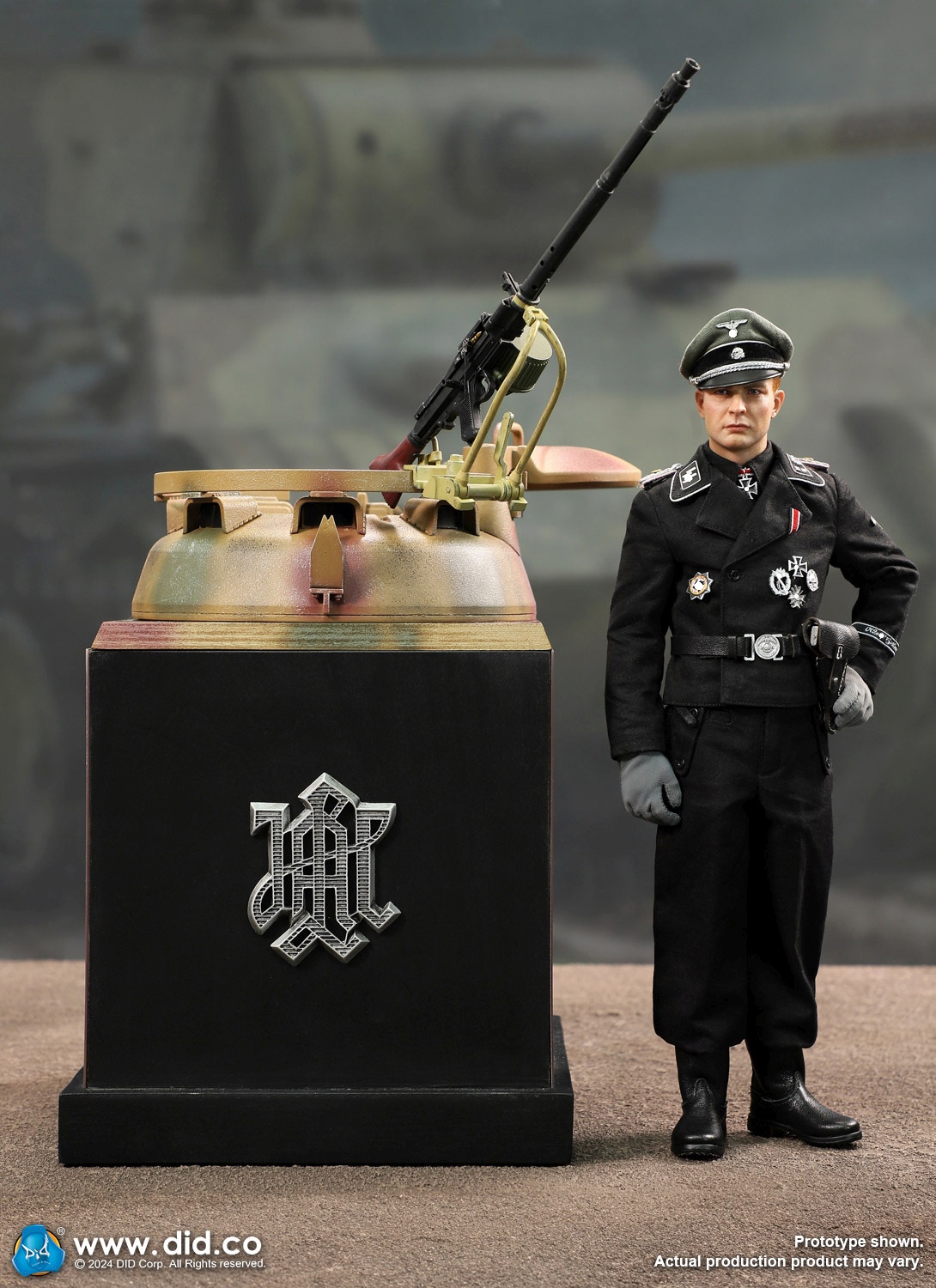 Panther Tank Diorama with MG34 - WWII German Panzer