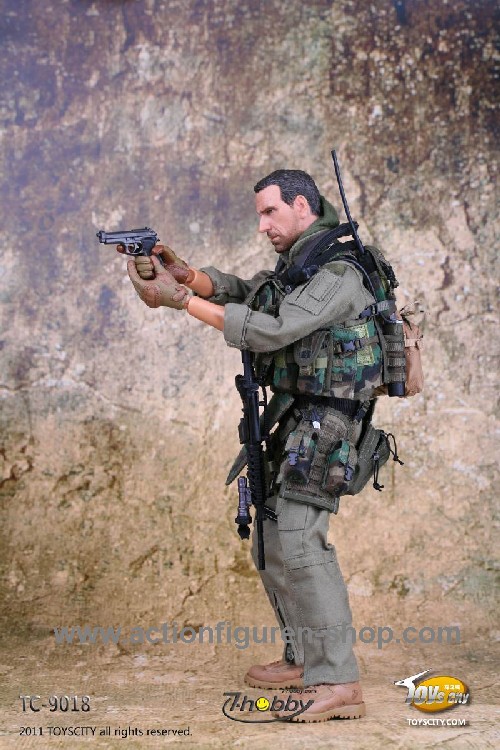 TTL9018-22 US Navy Corpsman - Joint Operation