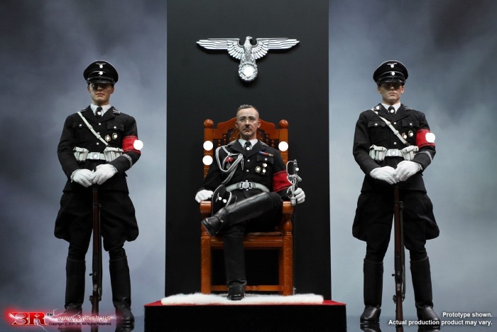 HL648-12 WWII - German Chair Diorama