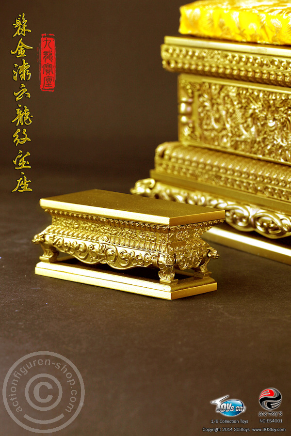 303-08-09 Dragon Cloud Throne