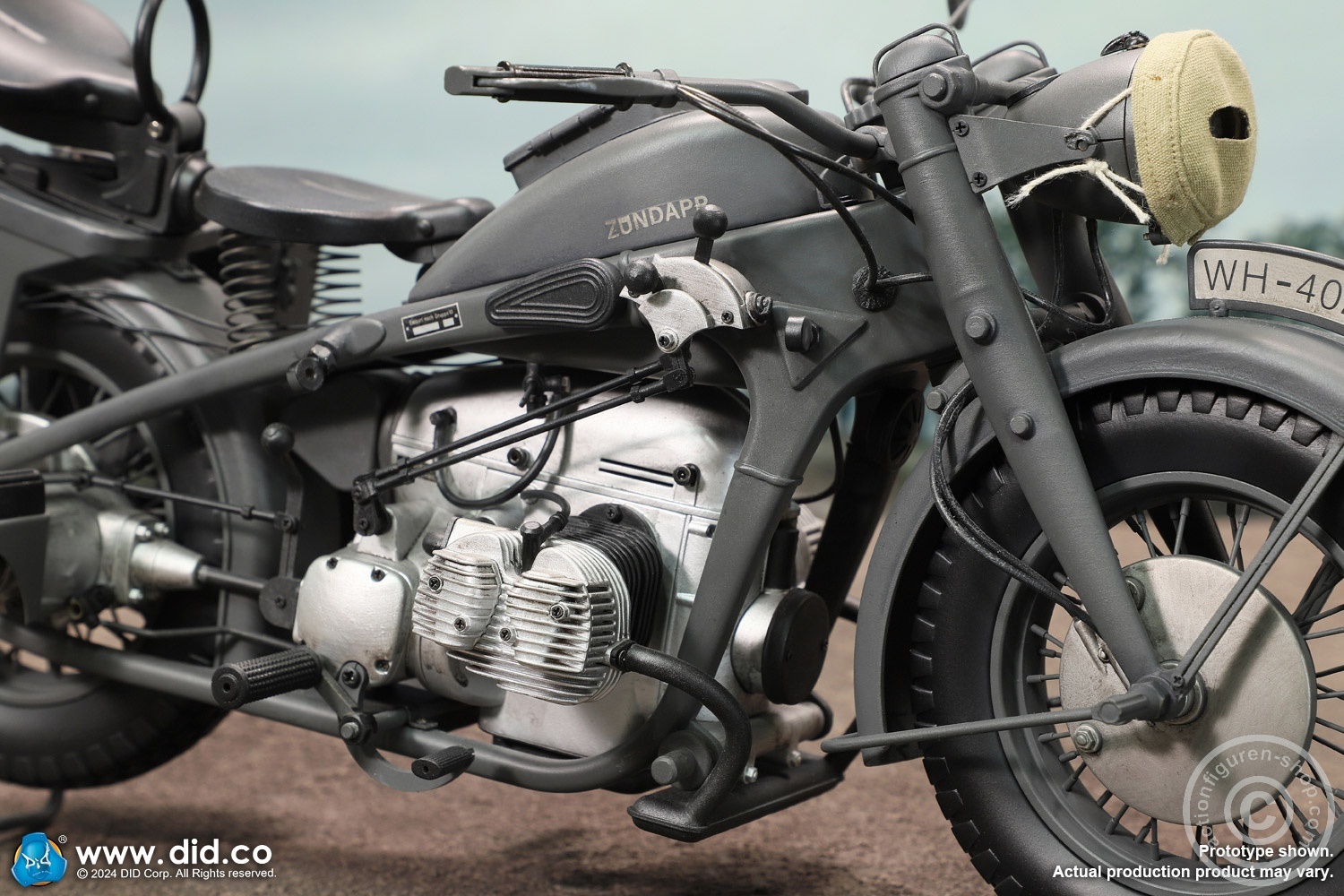 German Zündapp KS 750 Motorcycle with sidecar (Grey) - in 1/6 scale