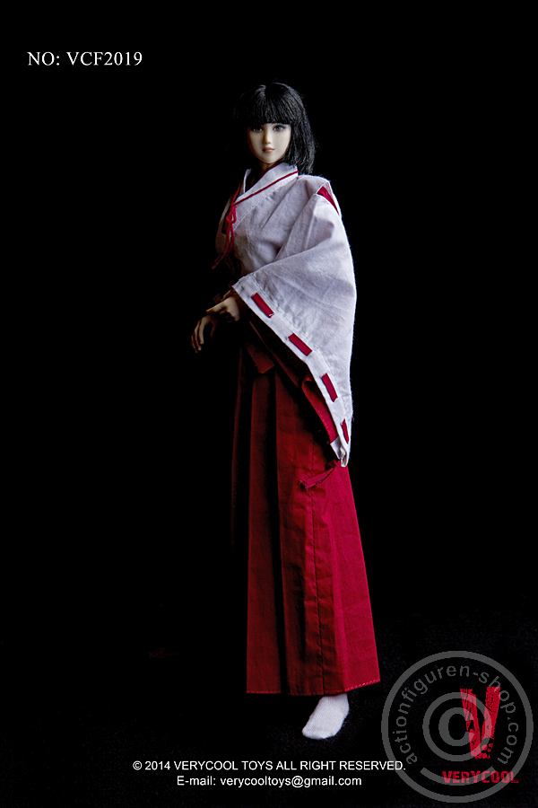 Miko Outfit Set