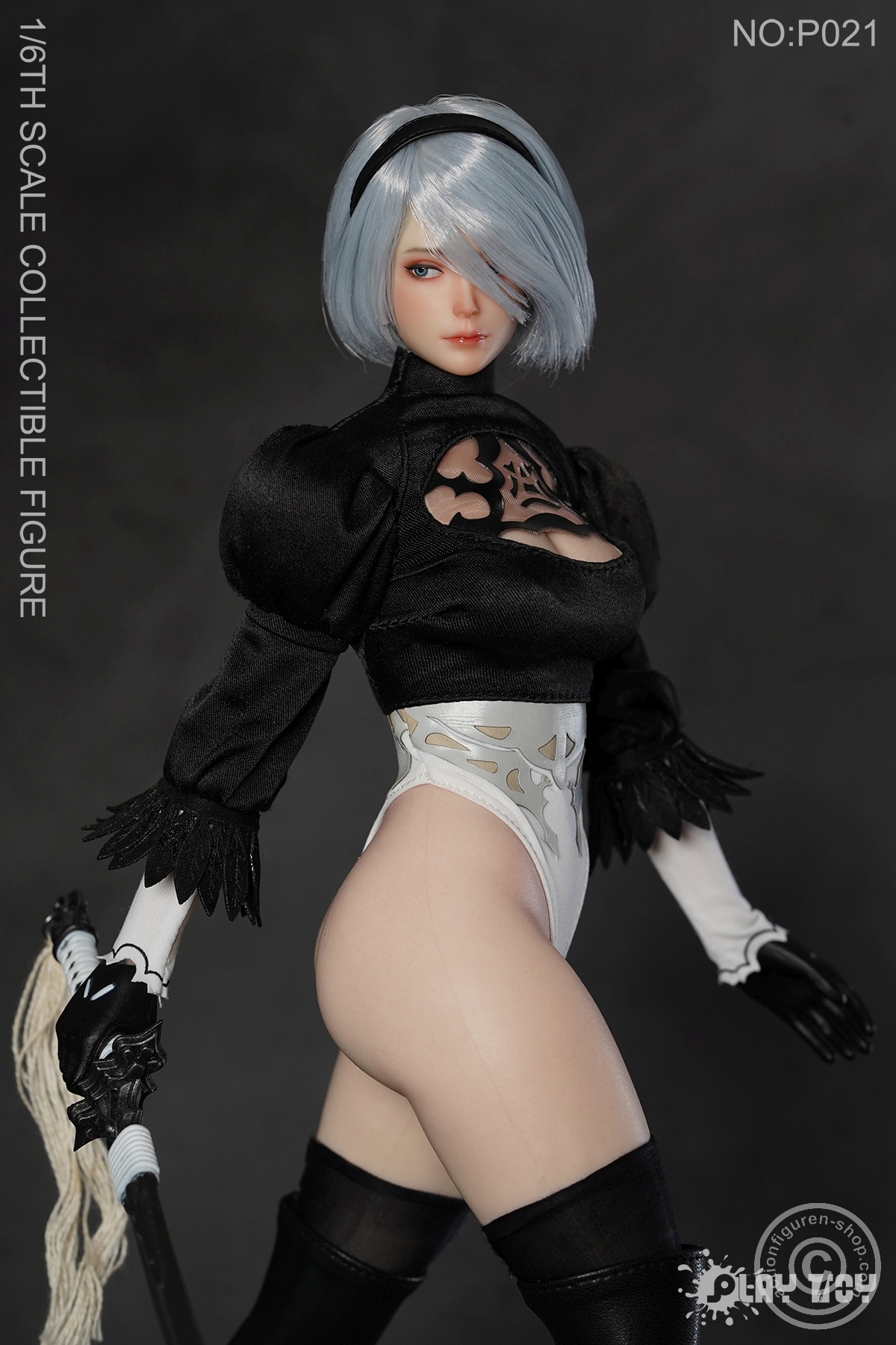Sexy Android - in 1/6 scale Sexy Android - in 1/6 scale