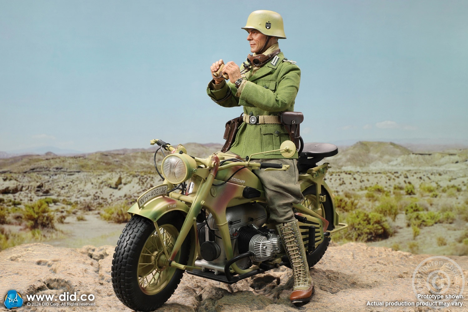 German Zündapp KS 750 Motorcycle with sidecar (Camo) - in 1/6 scale