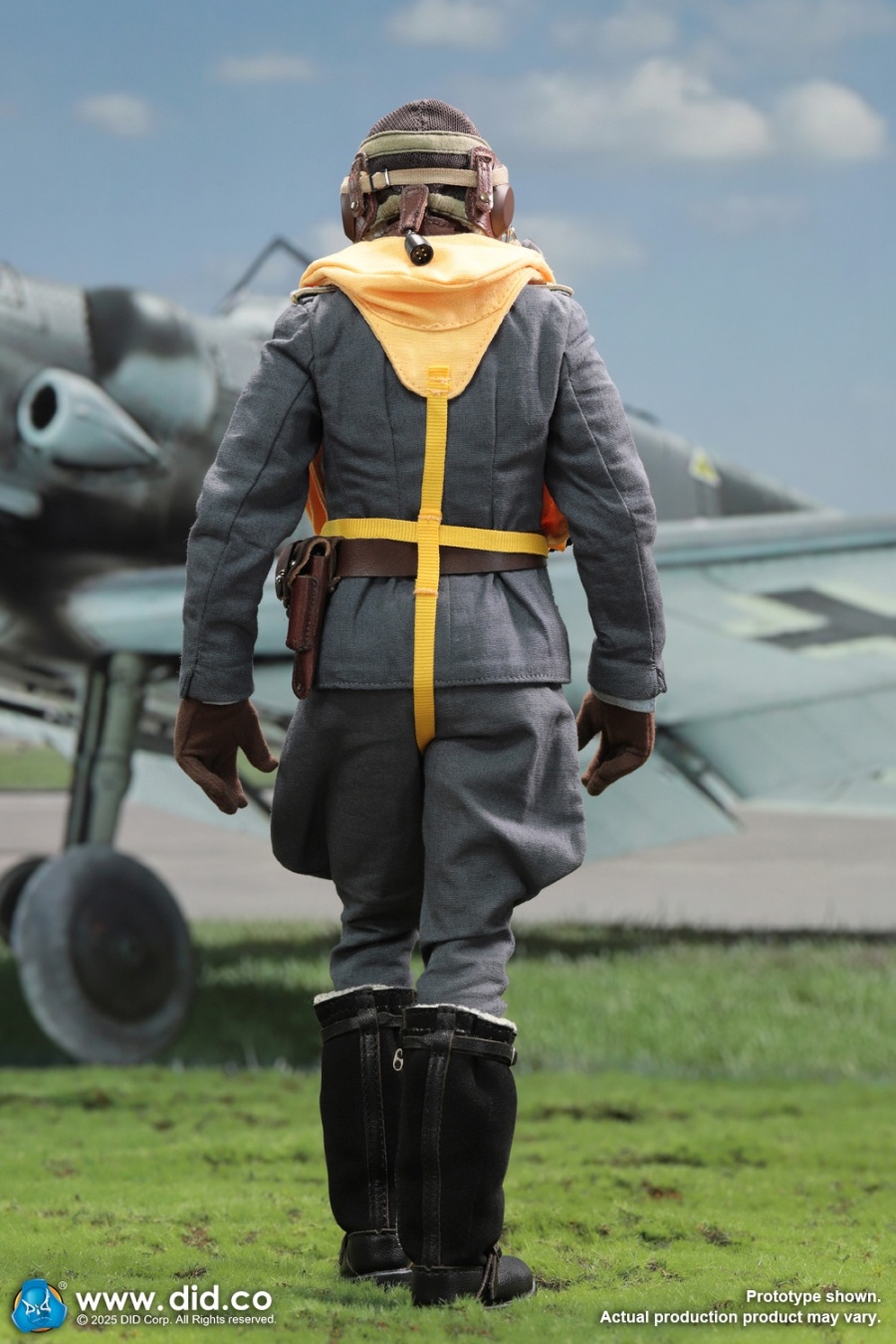 Erich Hartmann - WWII German Luftwaffe Ace Pilot - in 1/6 scale Erich Hartmann - WWII German Luftwaffe Ace Pilot - in 1/6 scale