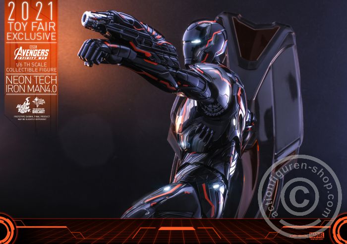 608383-17 Avengers Infinity War - Neon Tech Iron Man 4.0 - Exclusive - MMS597D39