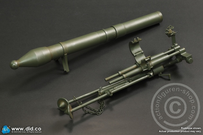 German 12cm Granatwerfer 42 mortar (green) - WW II German 12cm Granatwerfer 42 mortar (green) - WW II