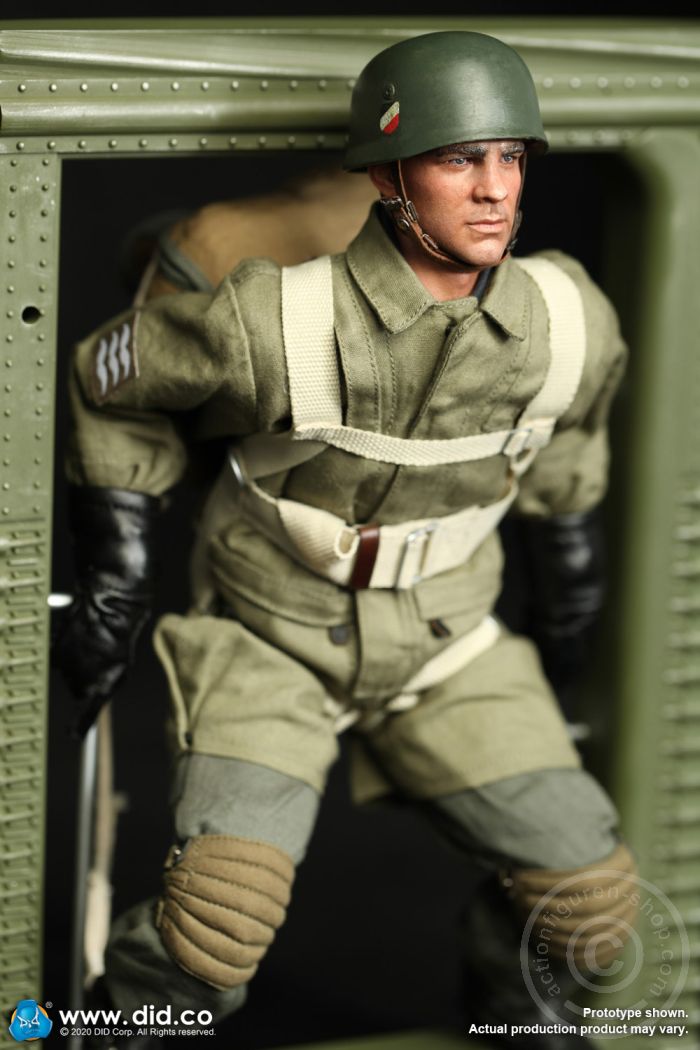 80146-45 Schmeling - WWII German Fallschirmjäger