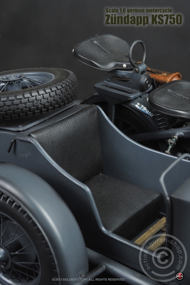 Zündapp KS-750 mit Beiwagen