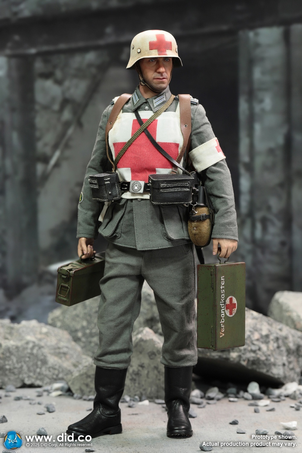German WH Medic Officer - Unterarzt Gröger - in 1/6 scale German WH Medic Officer - Unterarzt Gröger - in 1/6 scale