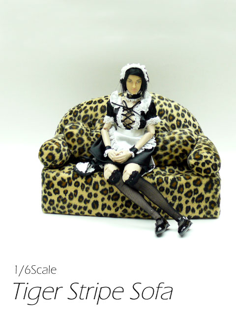 DFSofa-02 Pantherfell Sofa