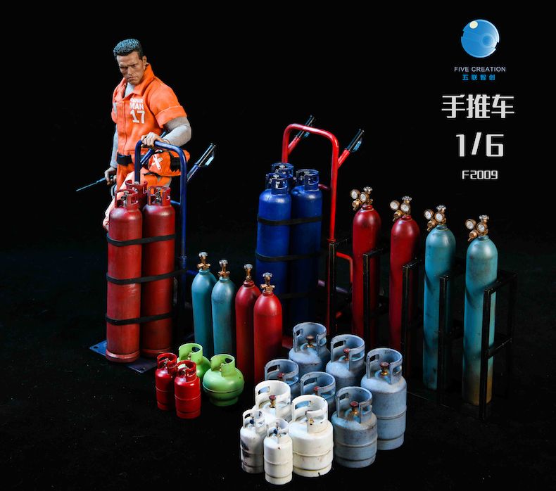 8 Gas Bottles - small
