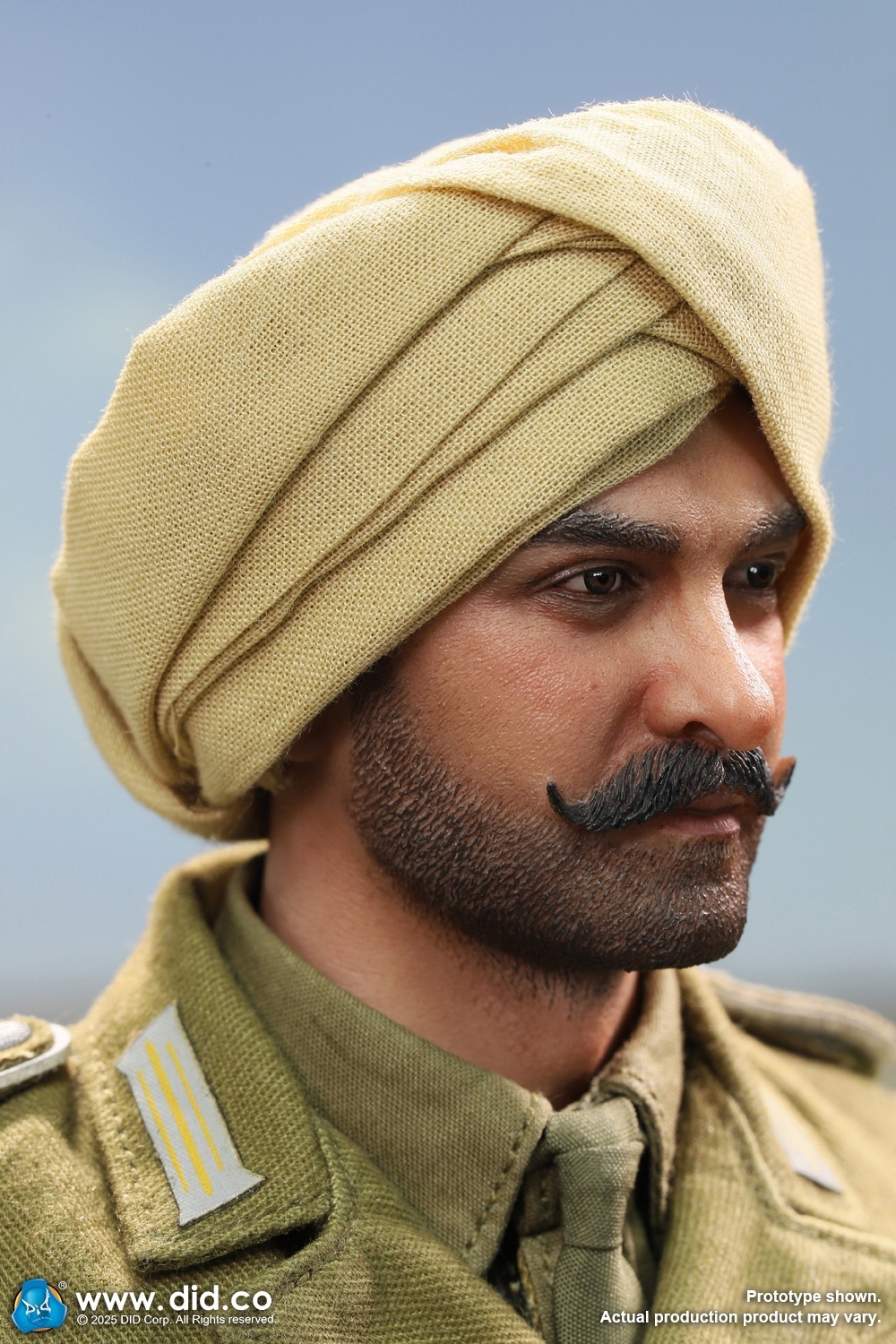 Ishaan & Panzer Commander - Stauffenberg - WWII German Africa Corps Supply Duty - in 1/6 scale Ishaan & Panzer Commander - Stauffenberg - WWII German Africa Corps Supply Duty - in 1/6 scale