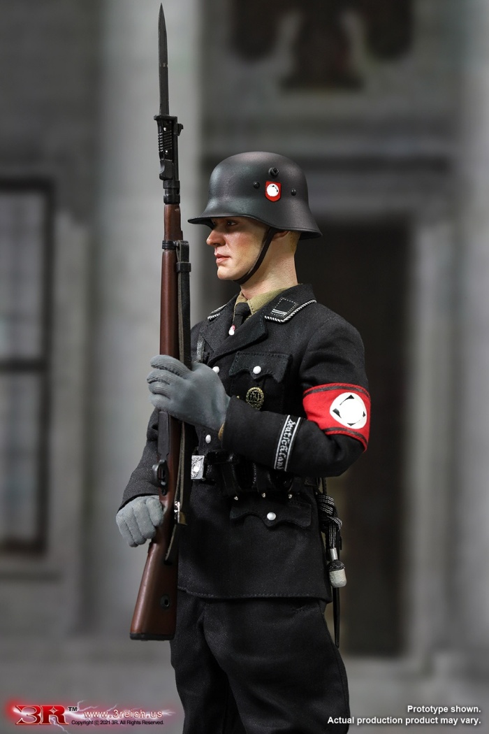 HL647-42 Leibstandarte Honor Guard (LAH) - Ultimate Edition