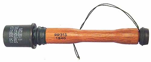 M24 Stielhandgranate mit Zündschnur