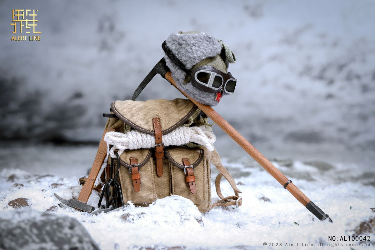 WWII Soviet Mountain Infantry Officer WWII Soviet Mountain Infantry Officer