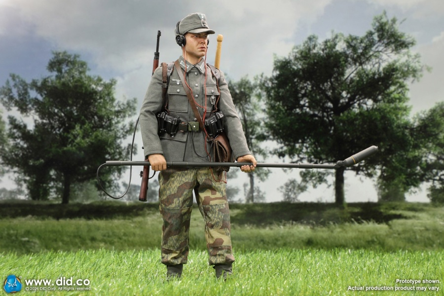 Jürgen Neumann - WWII German WH Mine Detector
