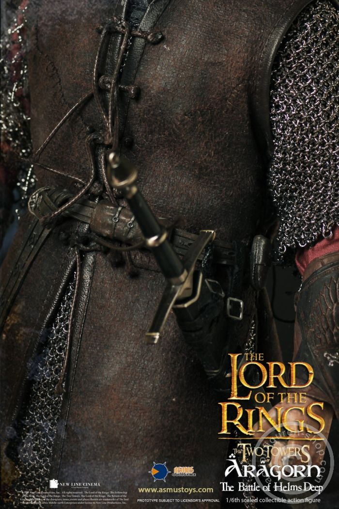 LOTR062-08AXYbLK4Zfx1mg Aragorn at Helms Deep - LOTR