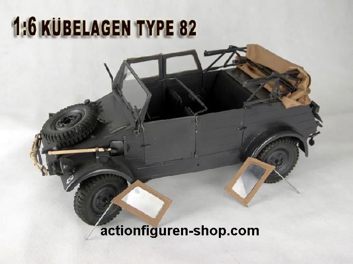 Kübelwagen Typ 82 - sand